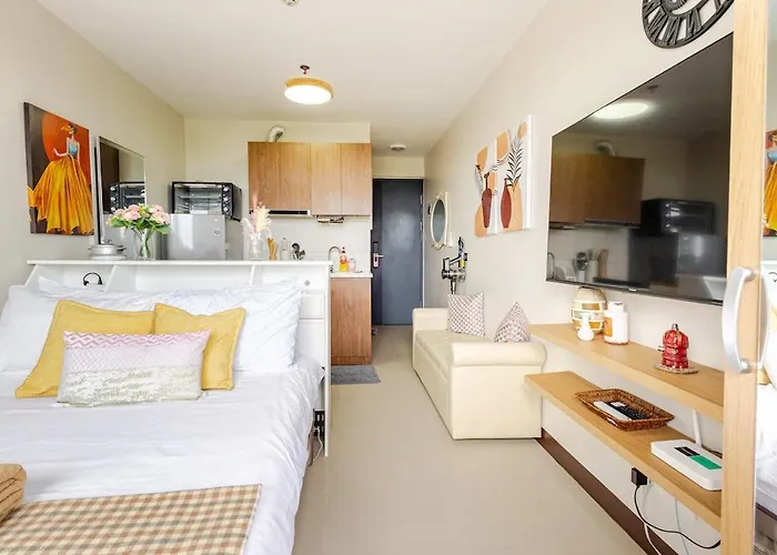 16th Floor With Seaview Resort-style Near Mactan Airport * Suba Basbas